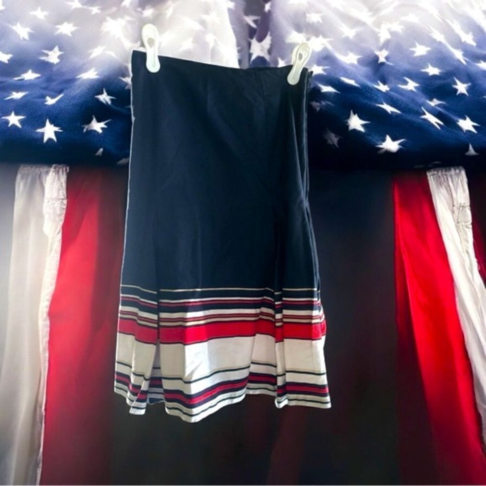 New York & Company l Red White Blue Skirt l Pleated l Midi l Side Zip l 2 l EUC